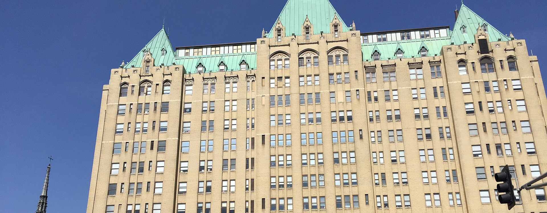Historic Firmin Desloge tower of Saint Louis University Hospital in St. Louis